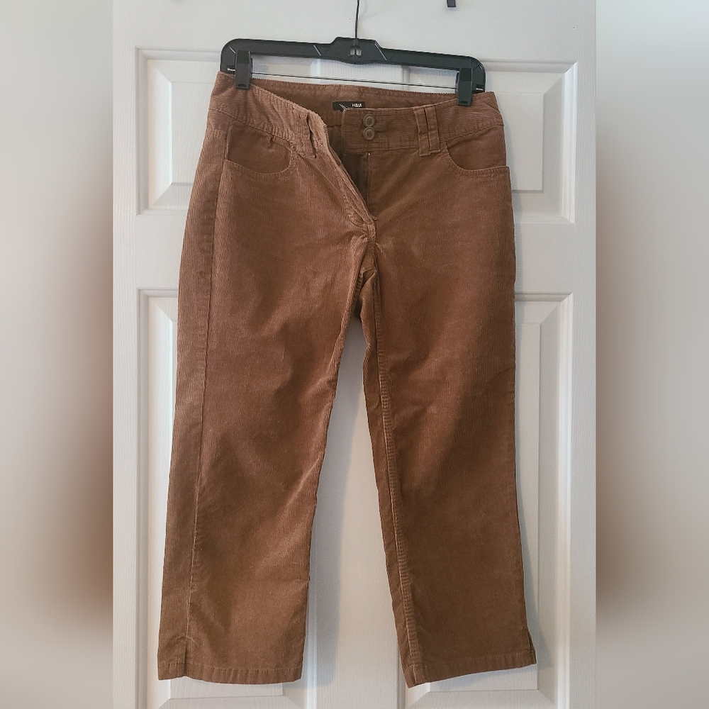 H&M Light Brown Fine Courderoy Cropped Pants Size 6
